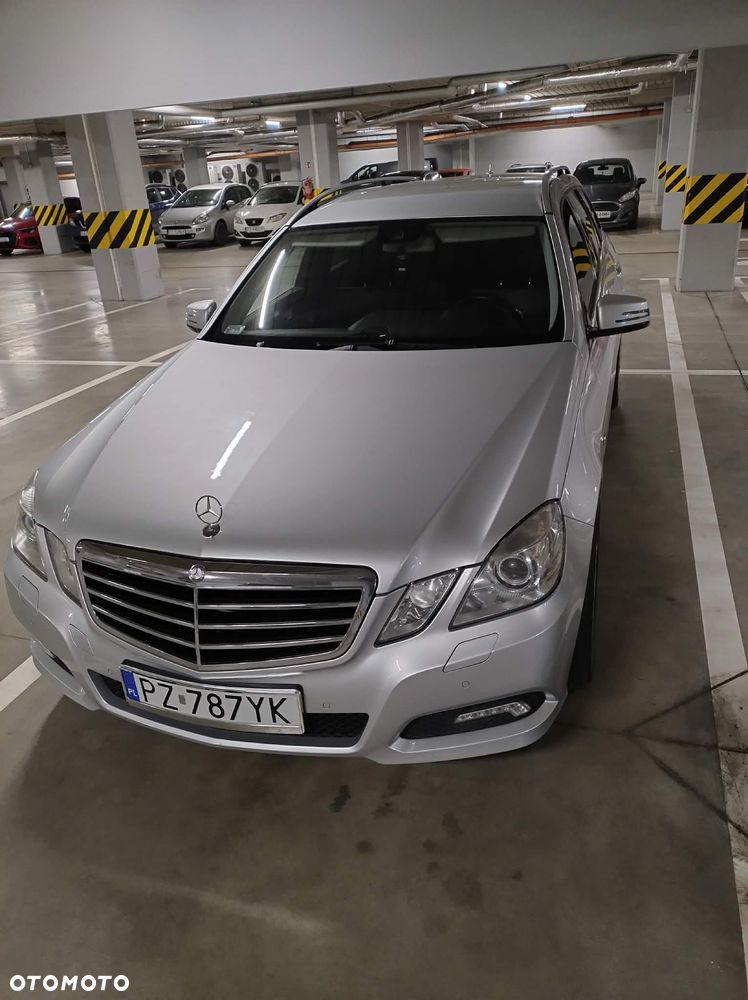 Mercedes-Benz Klasa E 350 CDI DPF BlueEFFICIENCY 7G-TRONIC Avantgarde - 11