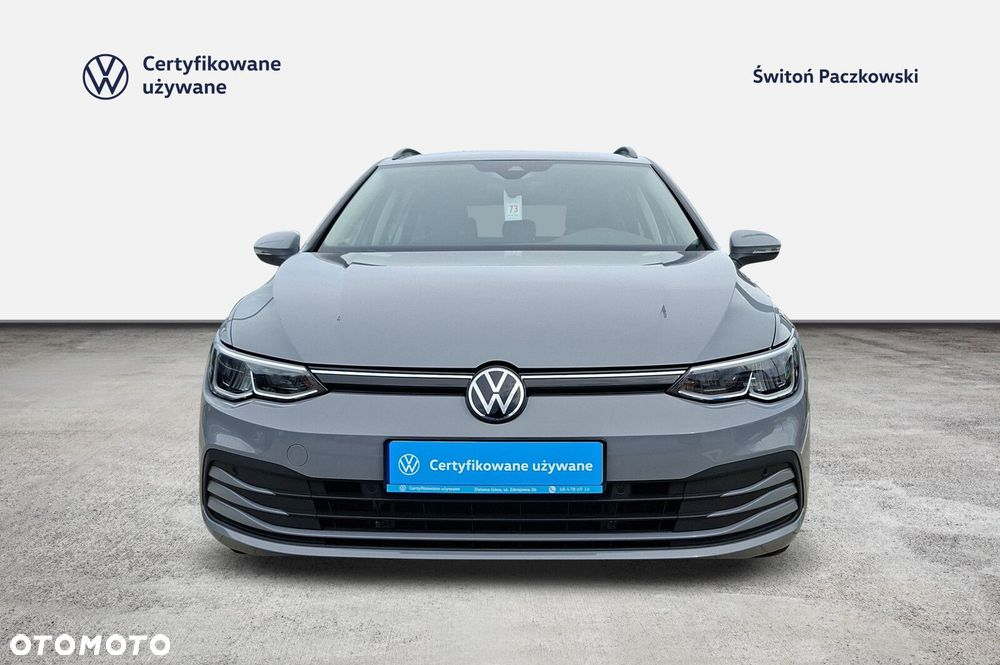 Volkswagen Golf - 8