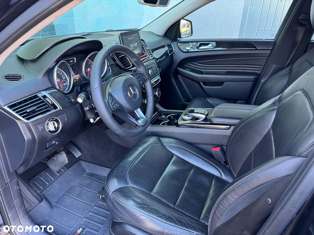Mercedes-Benz GLE - 20