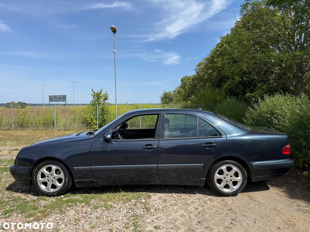 Mercedes-Benz Klasa E - 5