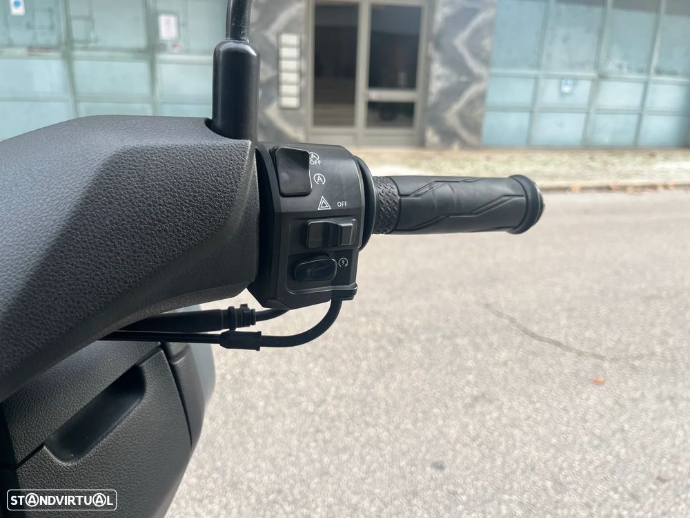 Yamaha NMAX 125 2023 - DESDE 48 EUR / MÊS !! - 10