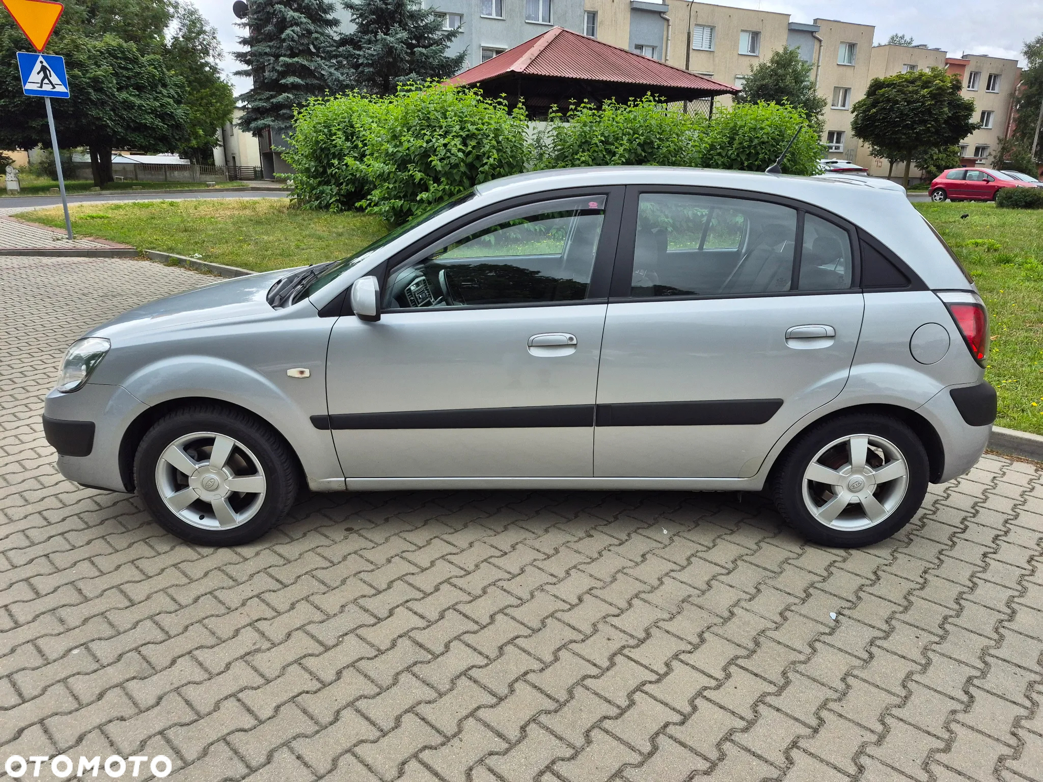 Kia Rio 1.4 Comfort - 14
