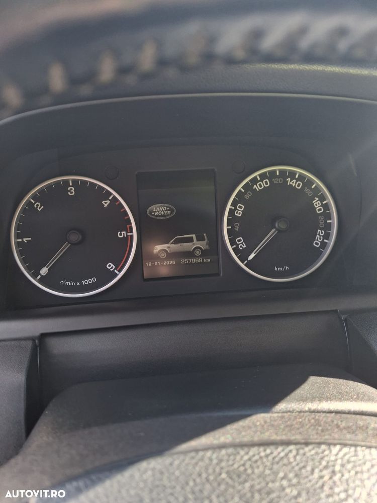 Land Rover Discovery 3.0i TD HSE Aut. - 7