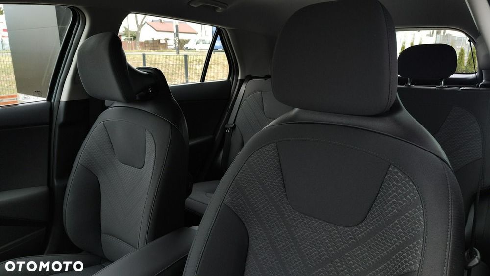 Kia Niro - 11
