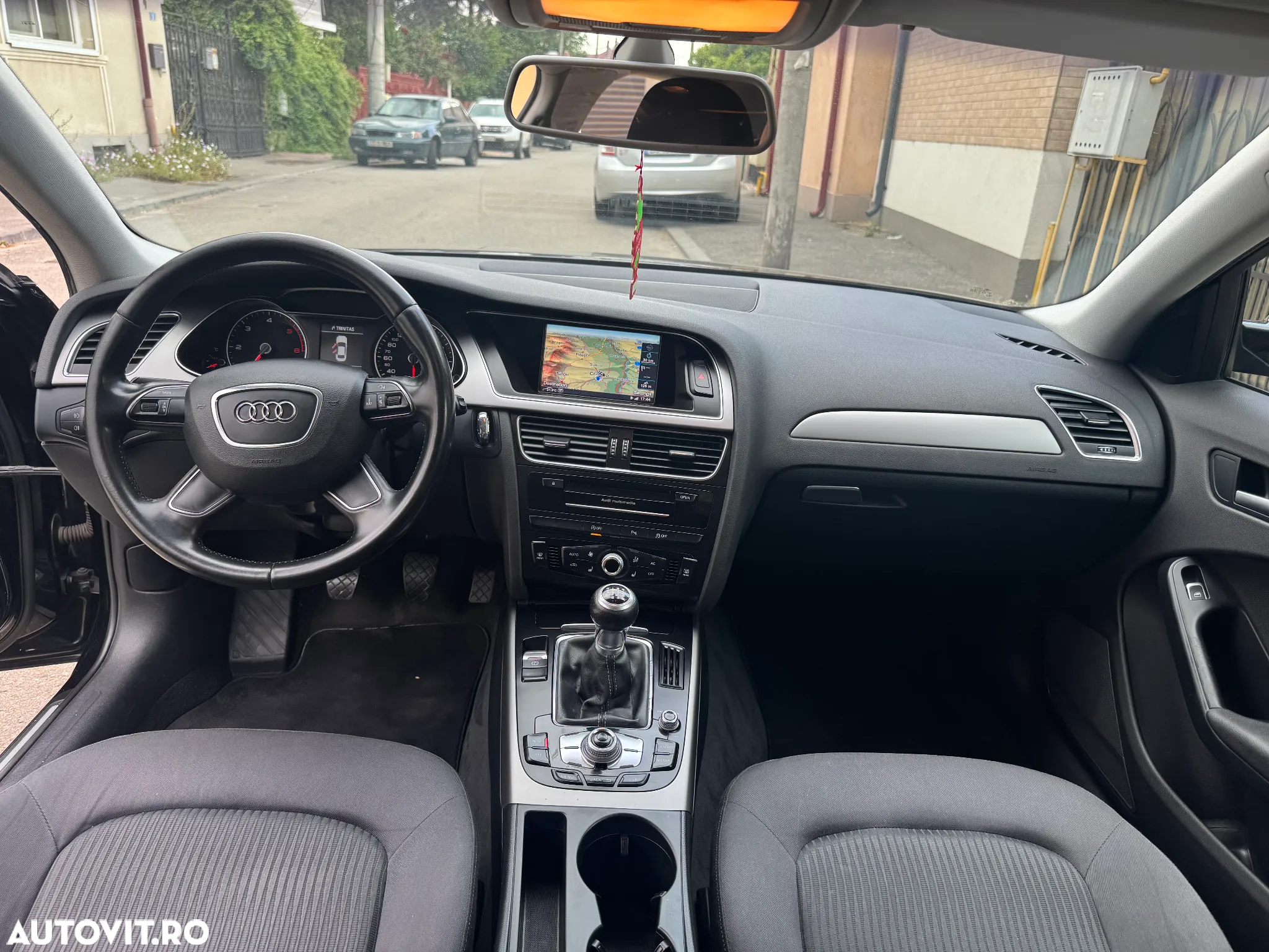 Audi A4 - 5