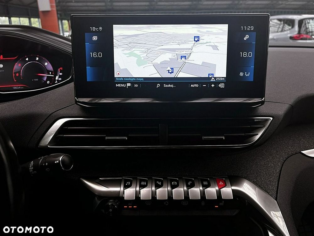 Peugeot 5008 - 24