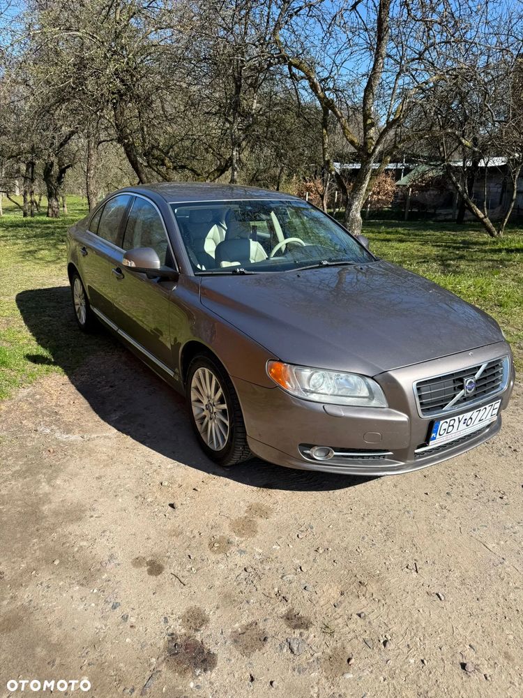 Volvo S80 2.4D5 AWD Executive - 1