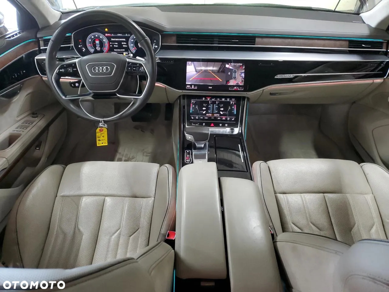 Audi A8 - 8
