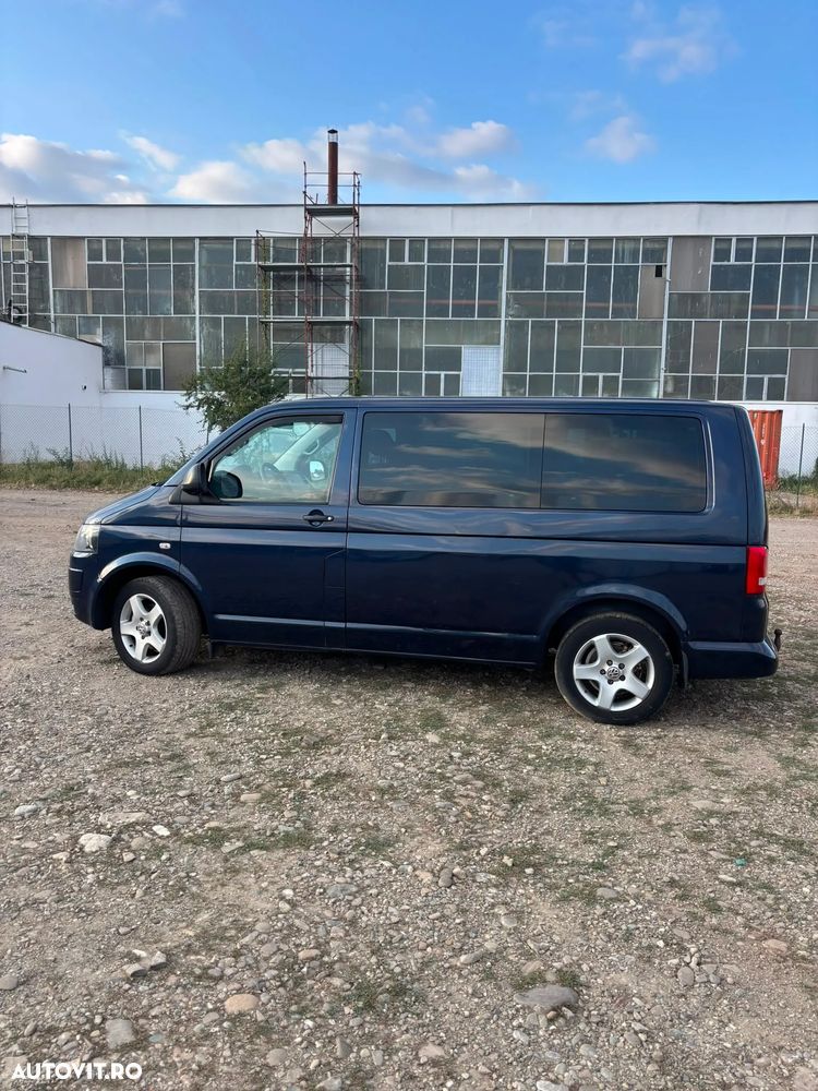 Volkswagen Multivan - 20