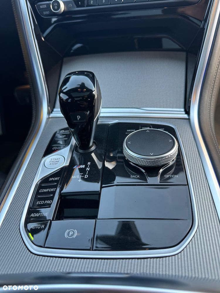BMW Seria 8 M850i xDrive Gran Coupe - 32