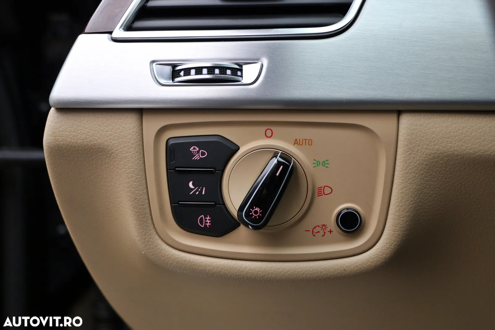 Audi S8 4.0 TFSI quattro Tiptronic - 28