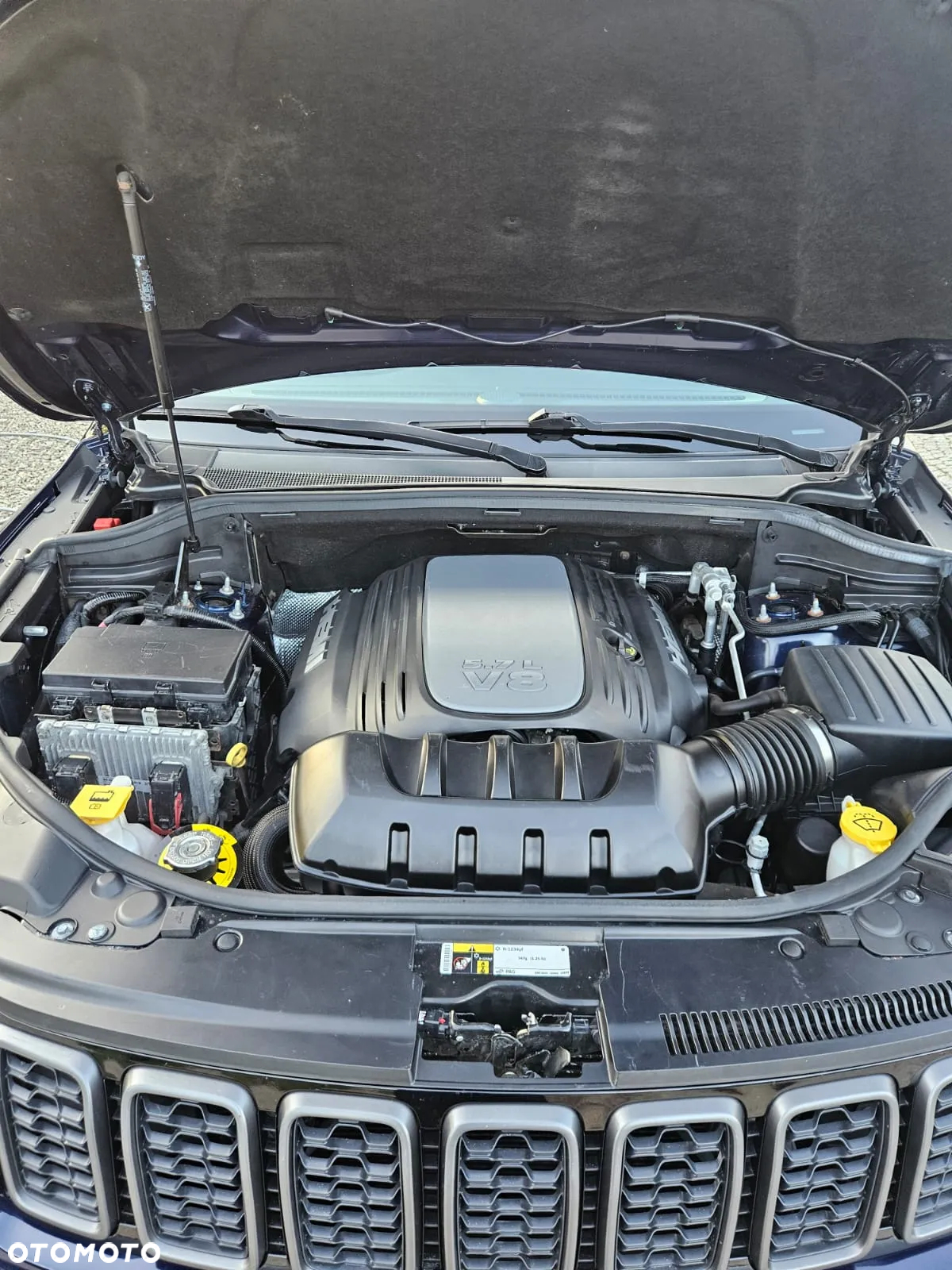 Jeep Grand Cherokee - 33