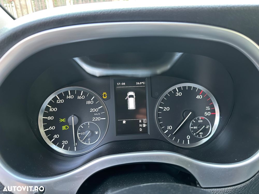 Mercedes-Benz Vito - 15