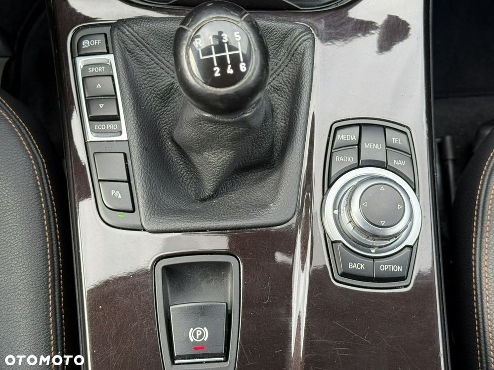 BMW X3 sDrive18d - 21