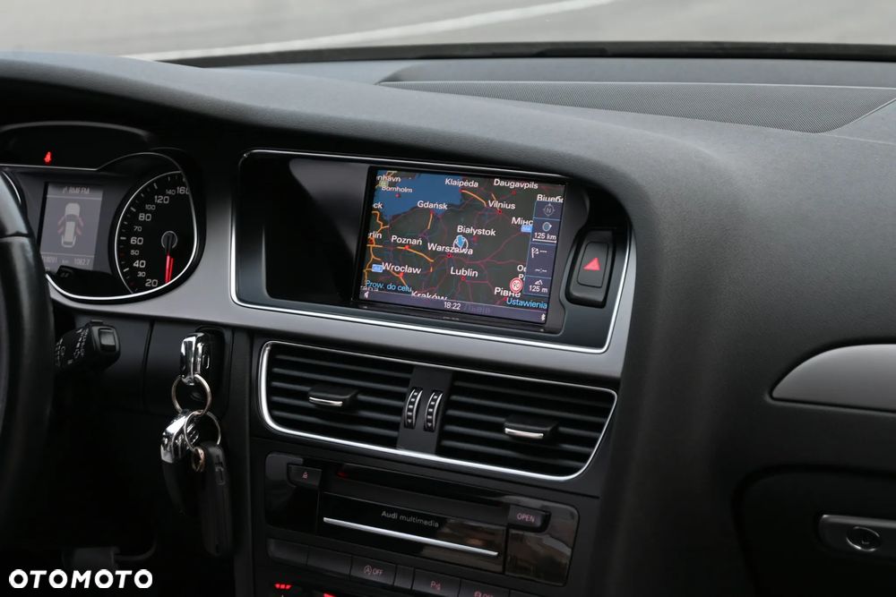 Audi A4 Avant 2.0 TFSI quattro S tronic S line Sportpaket - 24