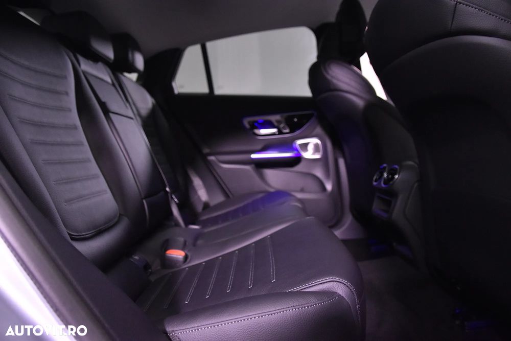 Mercedes-Benz GLC 300 e 4MATIC - 12