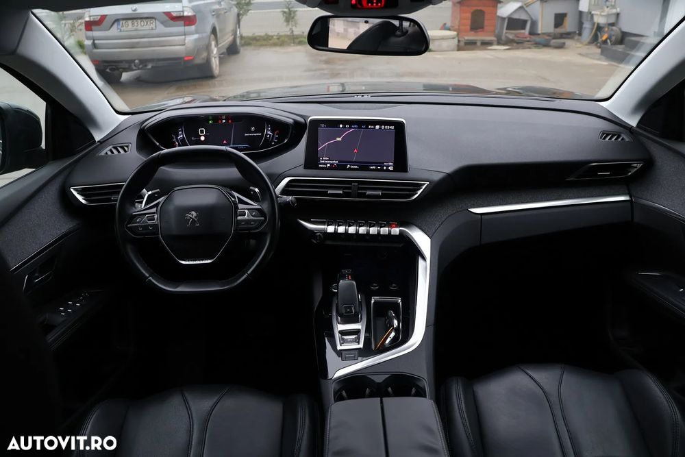 Peugeot 5008 PureTech 130 EAT6 Allure - 8