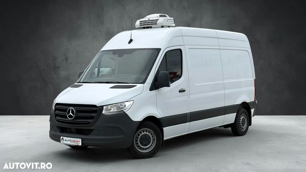 Mercedes-Benz Sprinter - 3