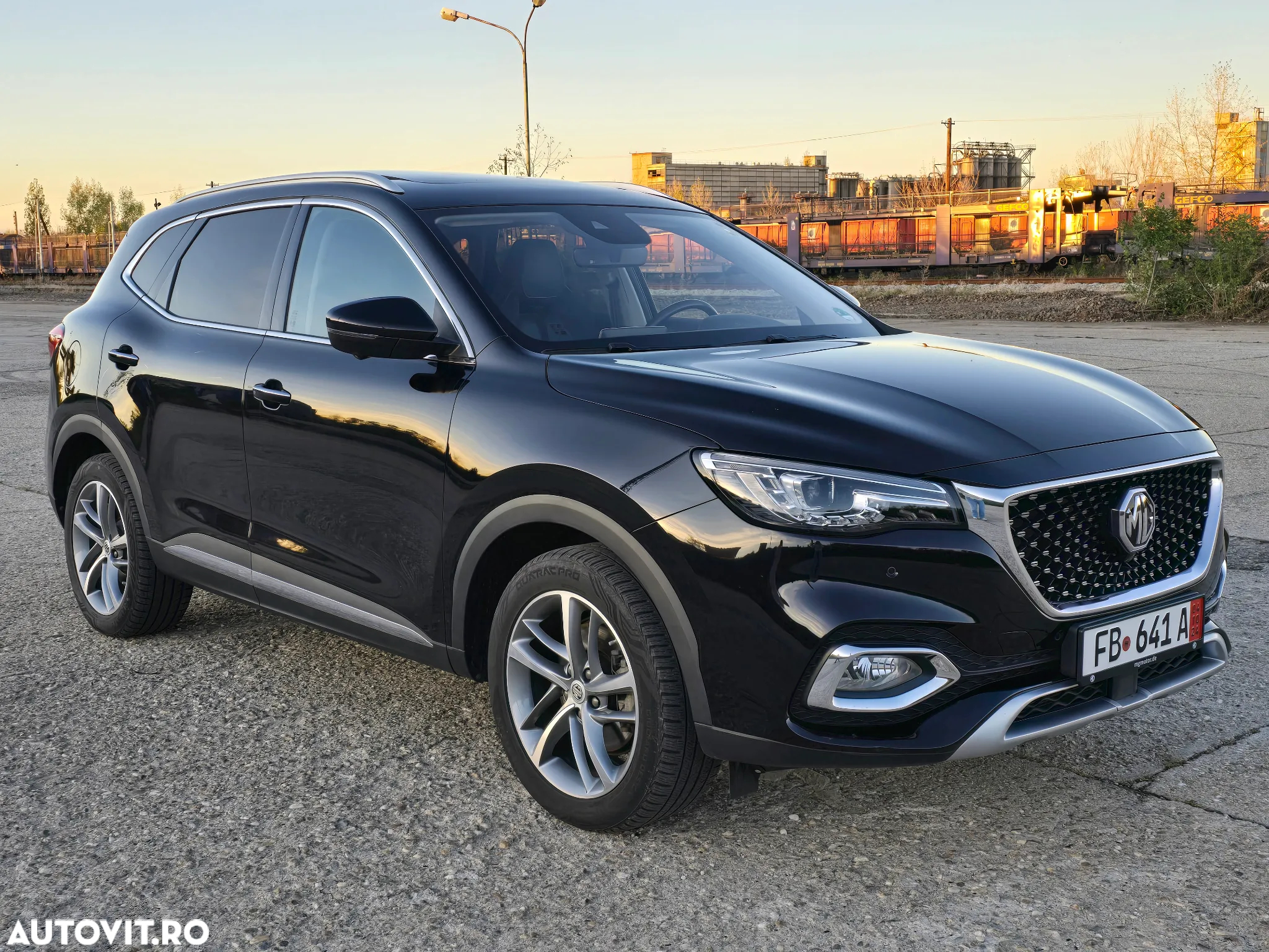 MG EHS 1.5T-GDI PHEV Luxury - 5