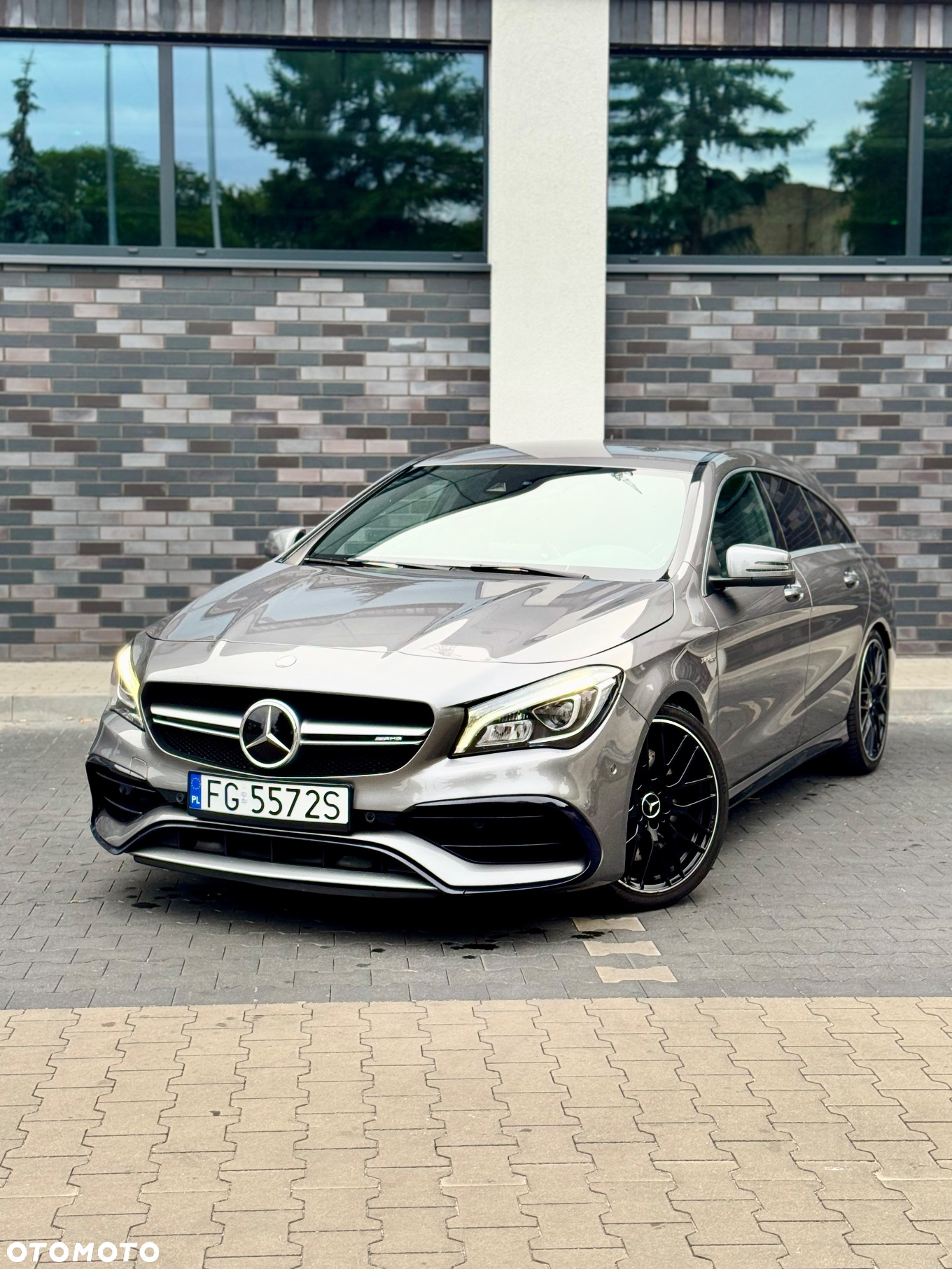 Mercedes-Benz CLA AMG 45 4Matic Shooting Brake 7G-DCT - 3