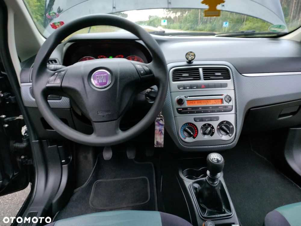 Fiat Grande Punto 1.4 8V - 19