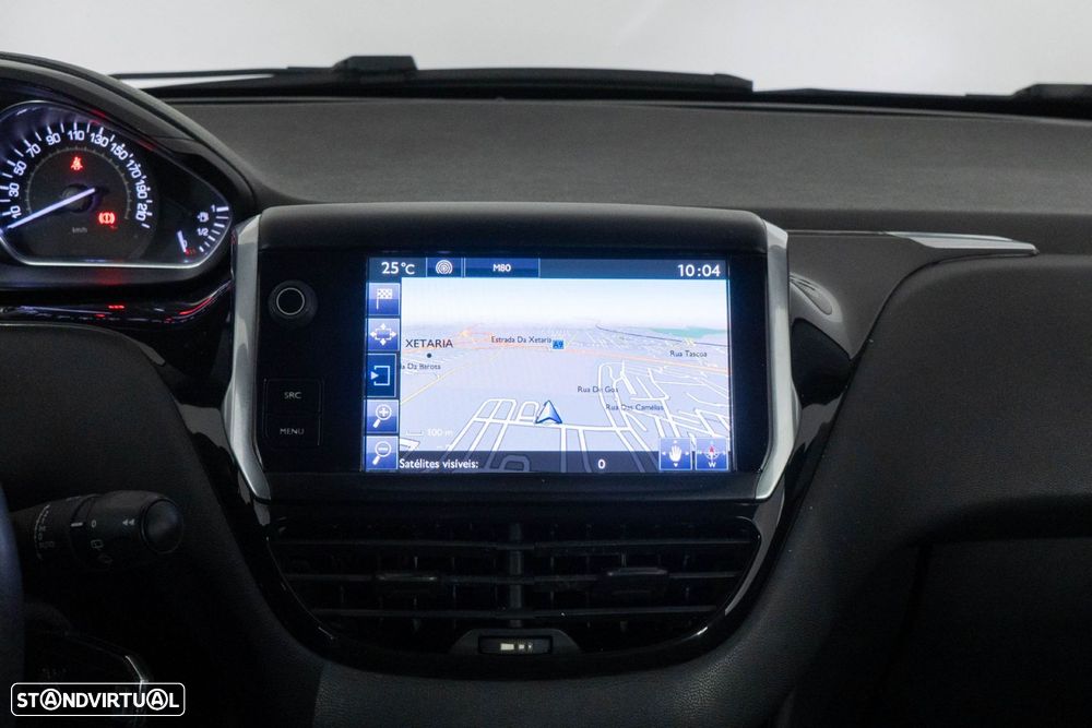 Peugeot 208 1.6 e-HDi SE Style - 13