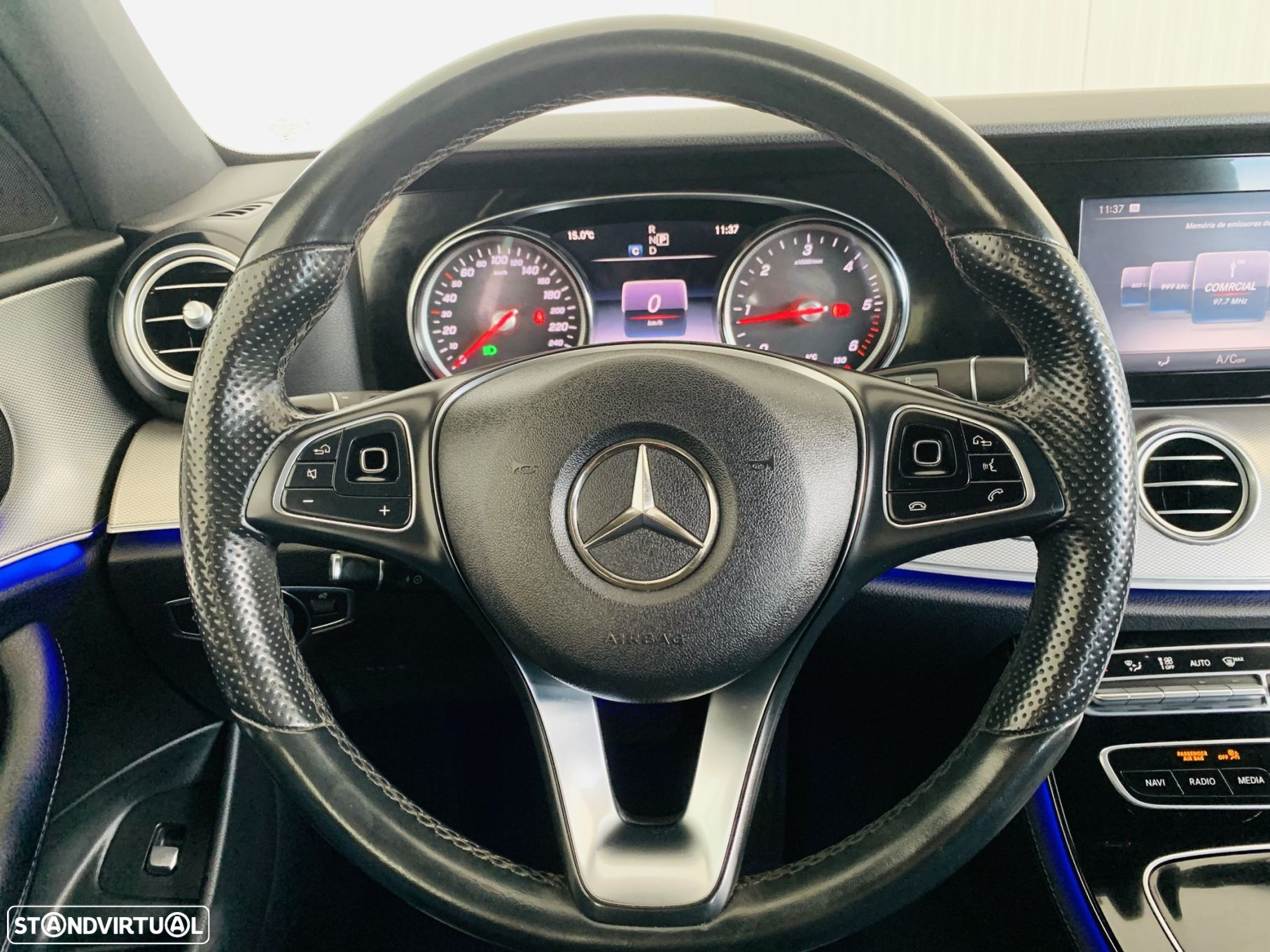 Mercedes-Benz E 220 d Avantgarde - 12