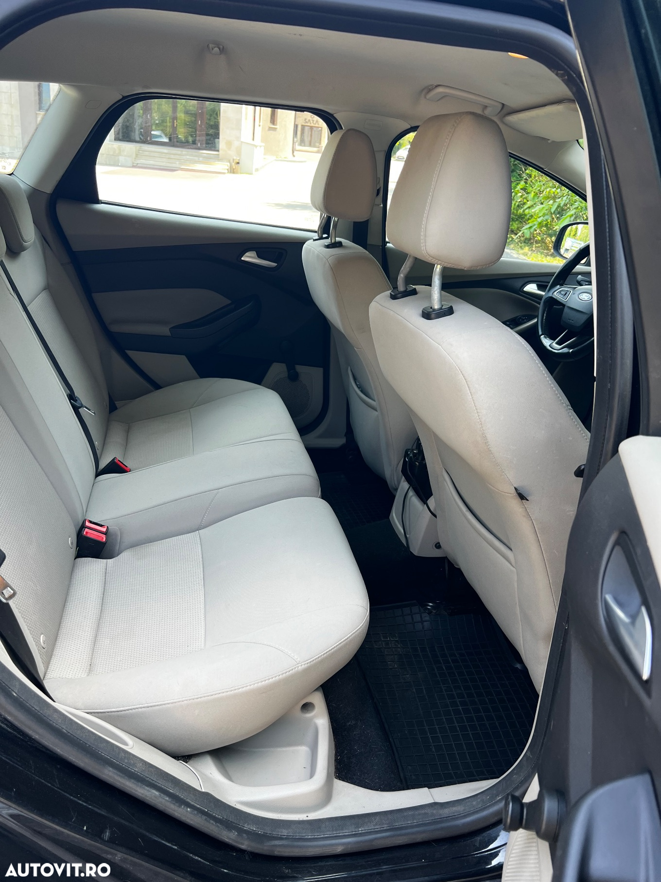 Ford Focus 1.6 TDCI DPF Trend - 10