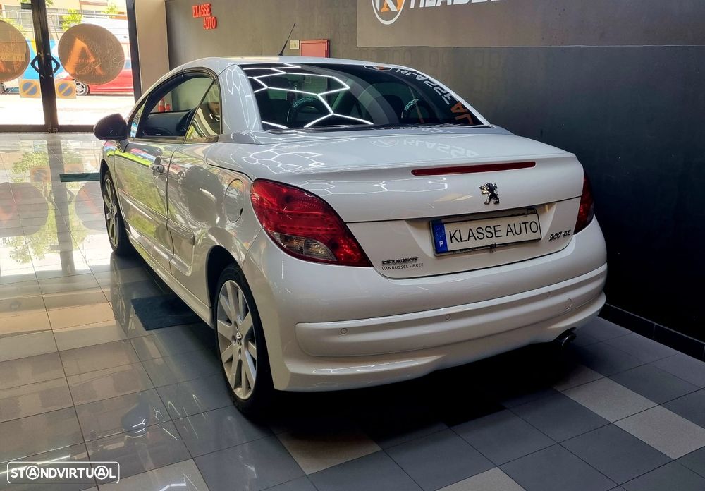 Peugeot 207 CC 1.6 16V - 11