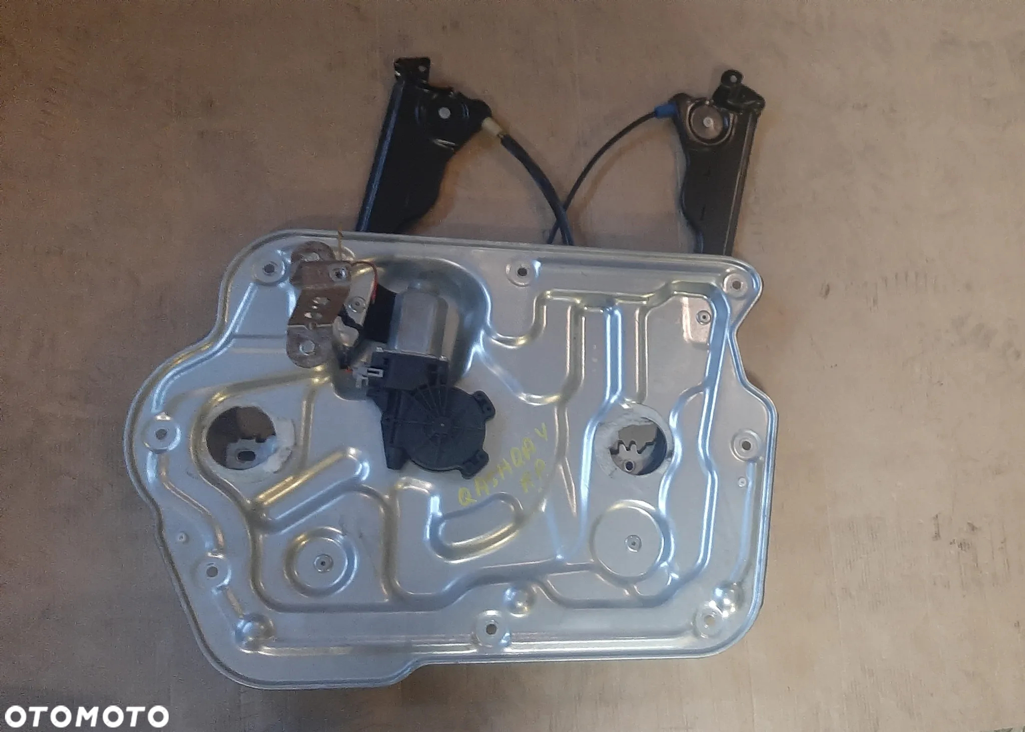 Podnośnik szyby mechanizm prawy przod QASHQAI J10  402032G - 2