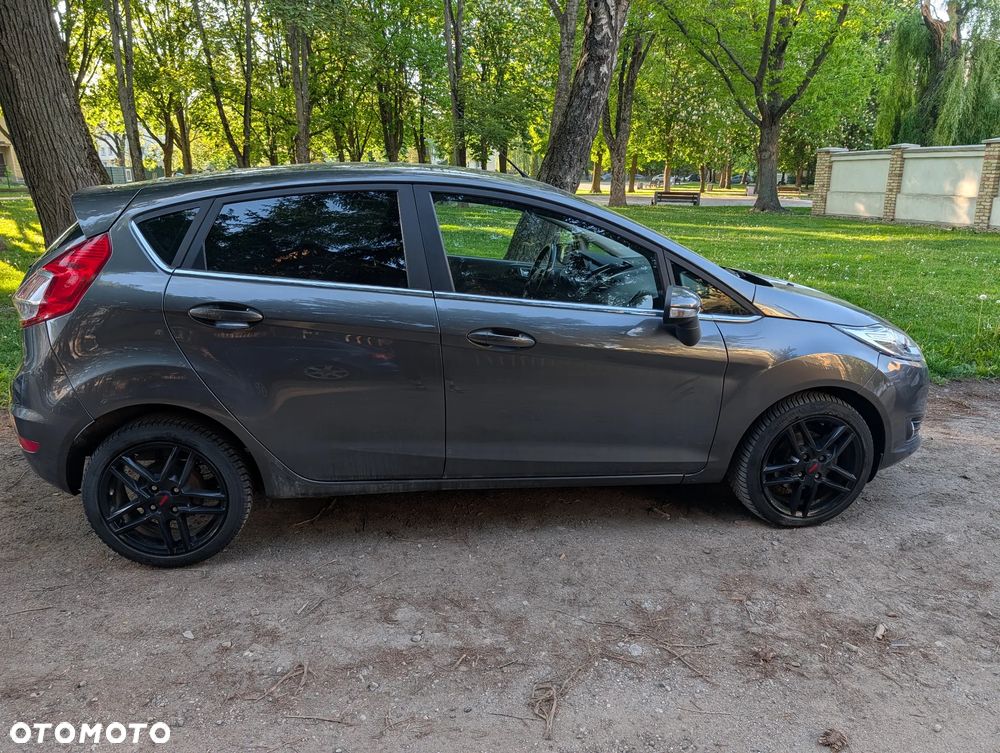 Ford Fiesta - 5