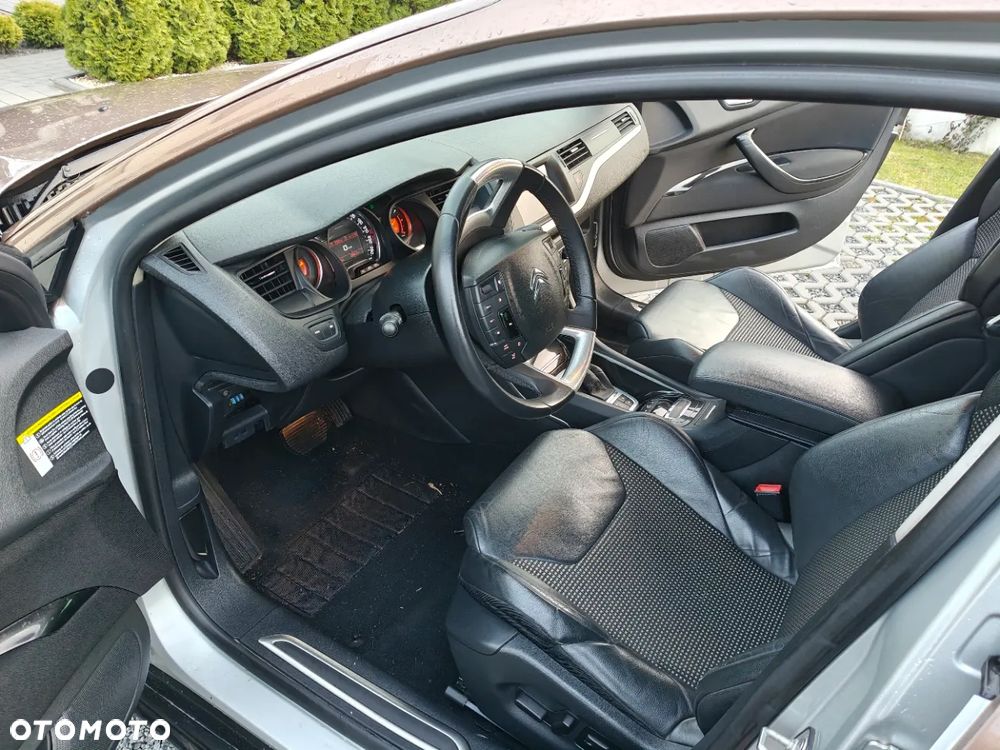 Citroën C5 HDi 165 FAP Exclusive - 17