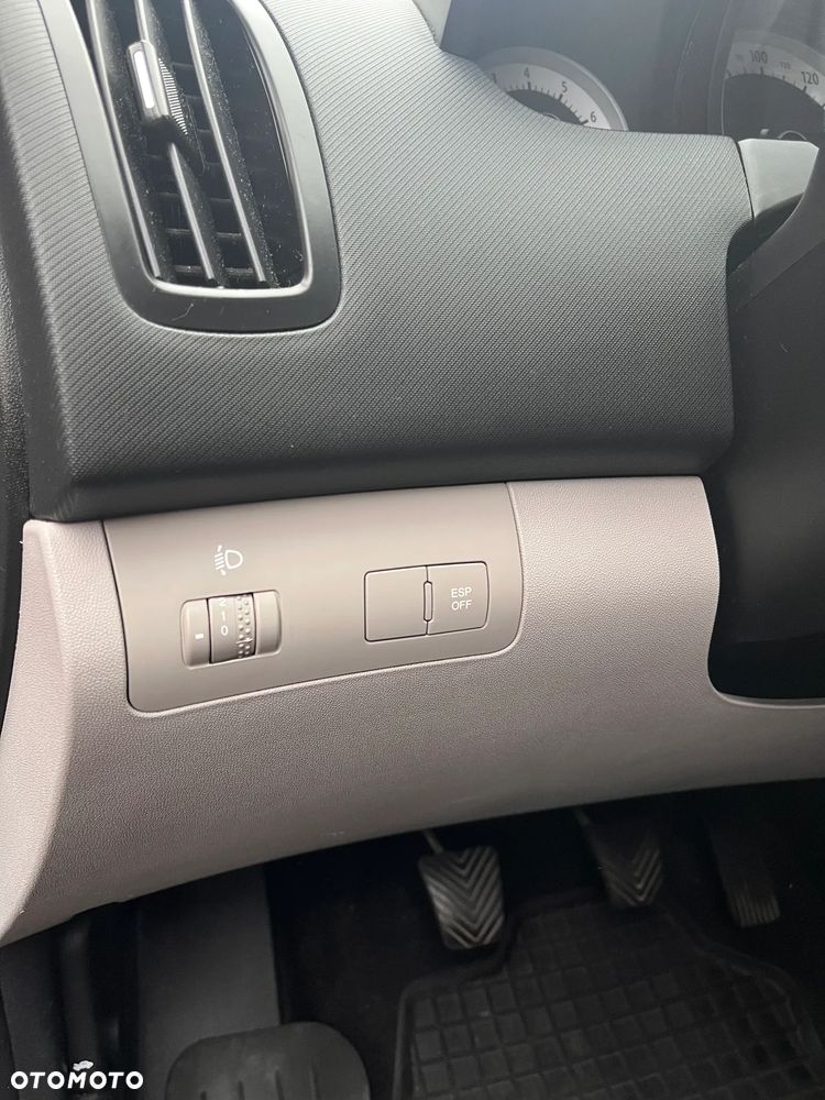 Kia Ceed 1.4 Optimum - 33