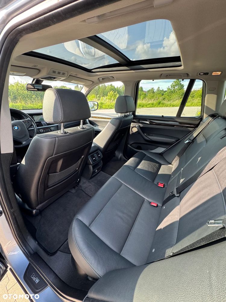 BMW X3 xDrive28i - 12