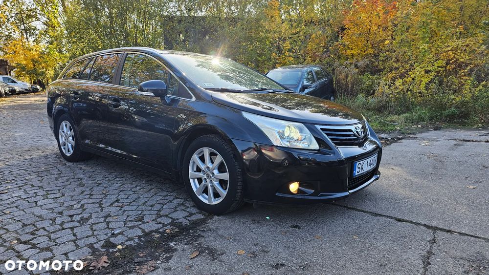 Toyota Avensis - 6