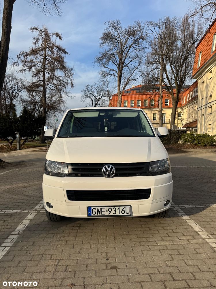 Volkswagen Caravelle - 7