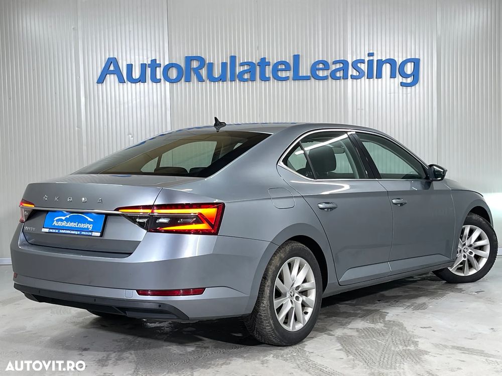 Skoda Superb 2.0 TDI DSG Ambition - 3