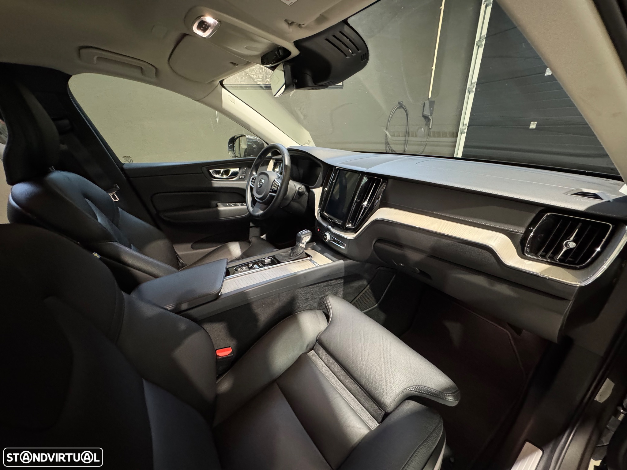 Volvo XC 60 2.0 D4 Inscription Geartronic - 30