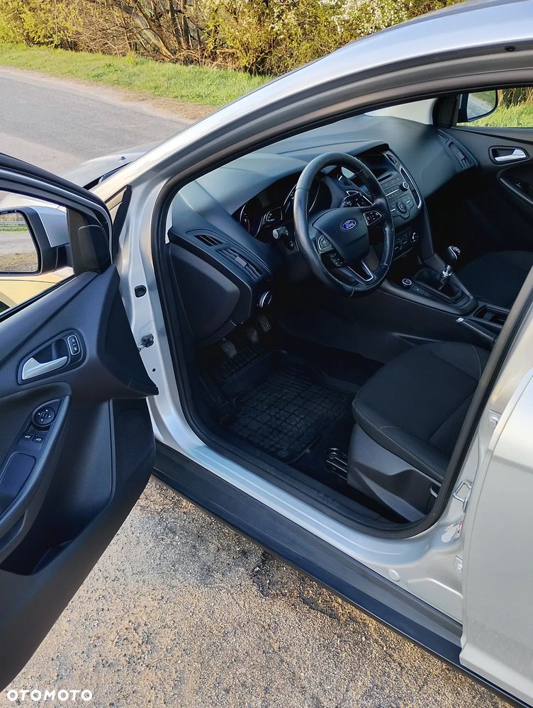 Ford Focus 1.5 TDCi Trend - 4