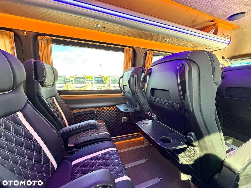 Mercedes-Benz Sprinter 317 - 21