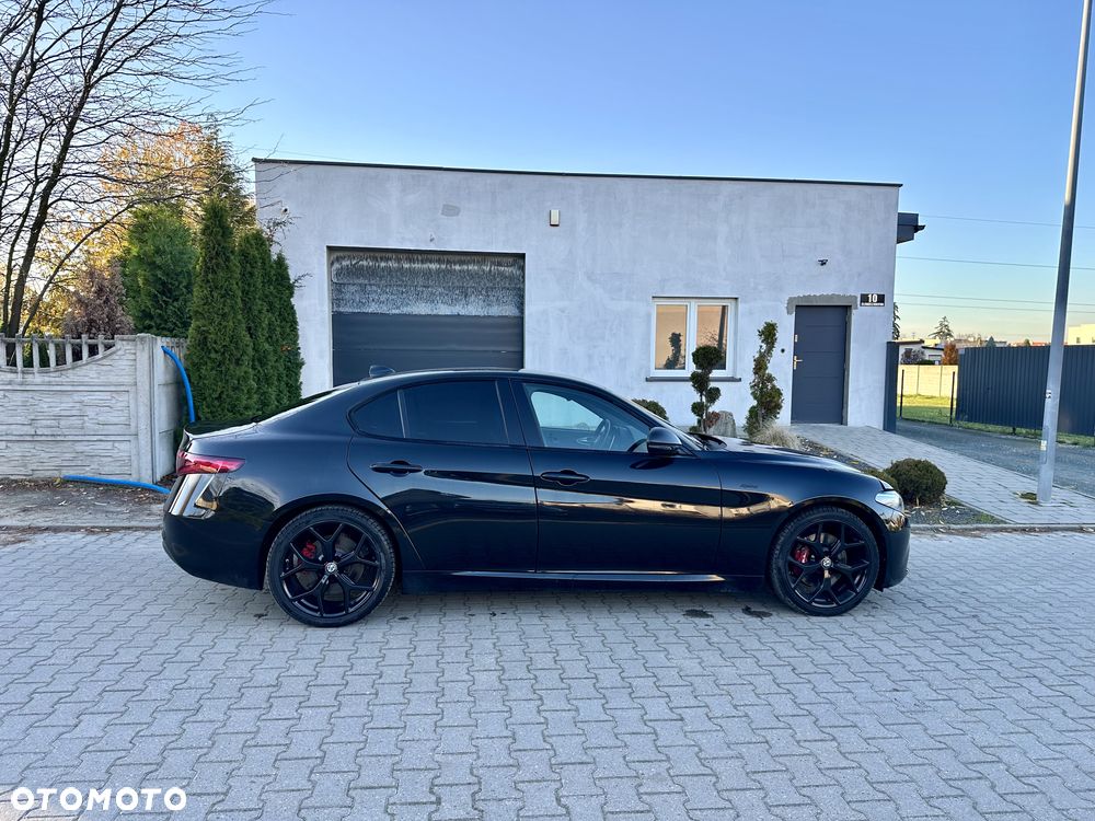 Alfa Romeo Giulia 2.2 D Turbo Sprint - 3