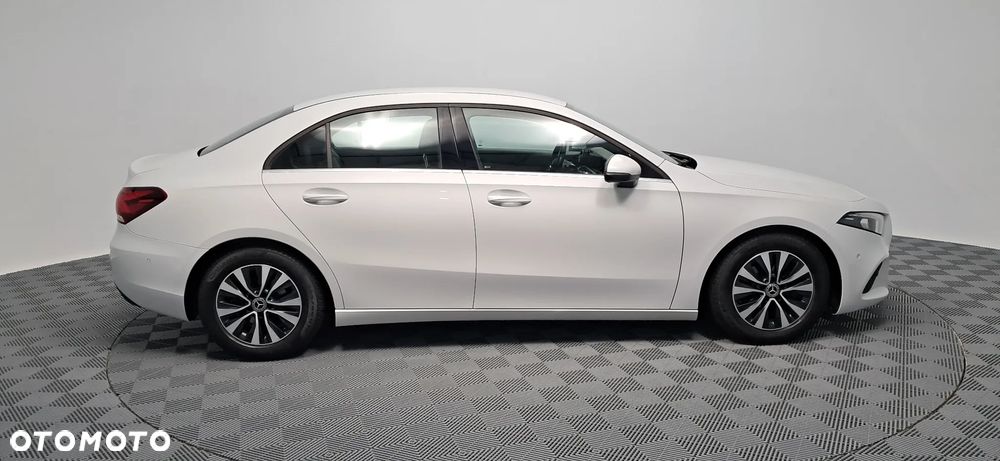 Mercedes-Benz Klasa A 180 d Progressive 7G-DCT - 6