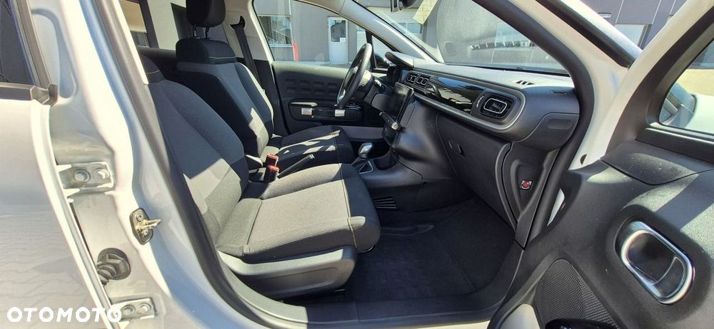 Citroën C3 1.2 PureTech Shine EAT6 - 21