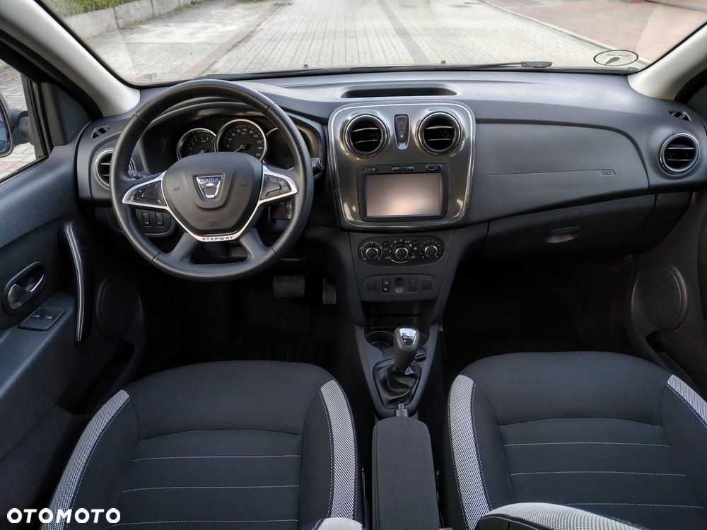 Dacia Sandero - 9