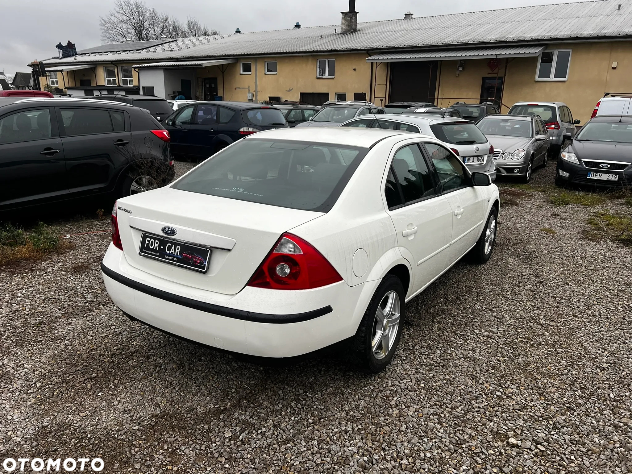 Ford Mondeo 2.0 Ambiente - 4