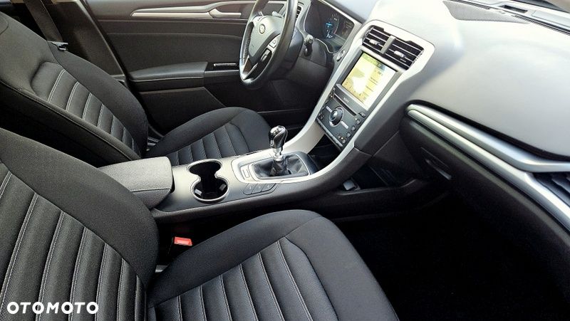 Ford Mondeo 2.0 TDCi Titanium - 29