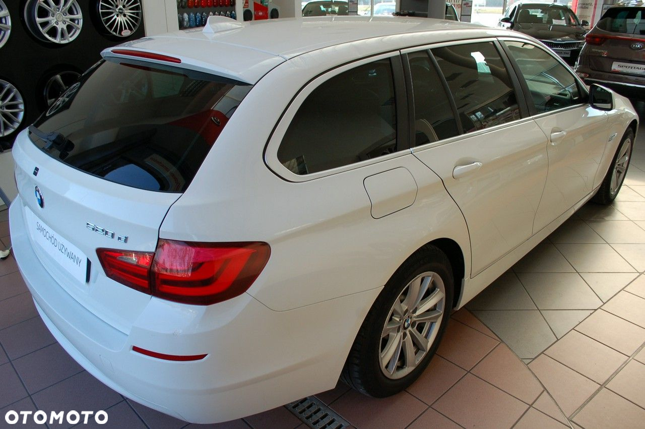 BMW Seria 5 - 10