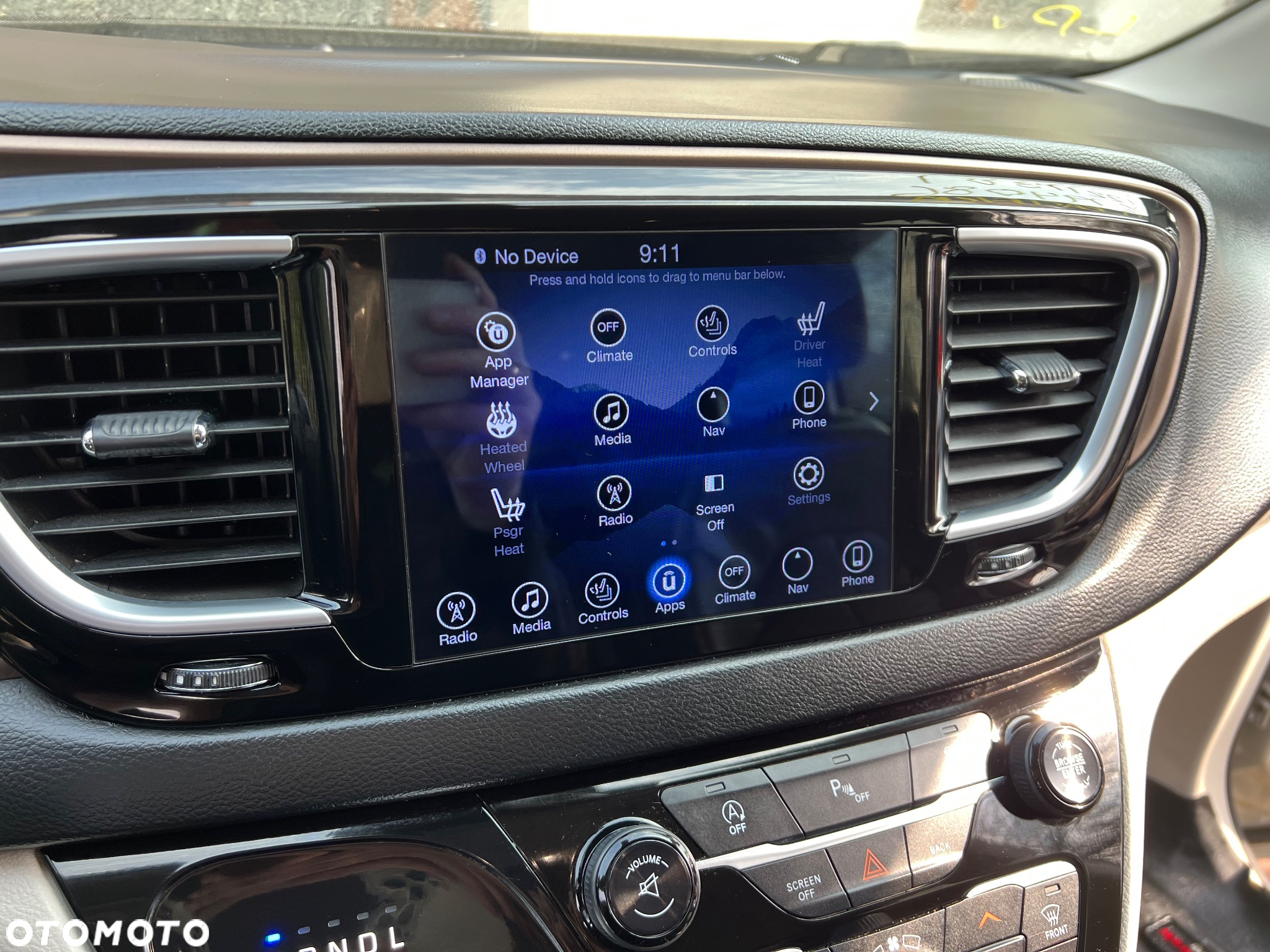 Chrysler Pacifica - 21