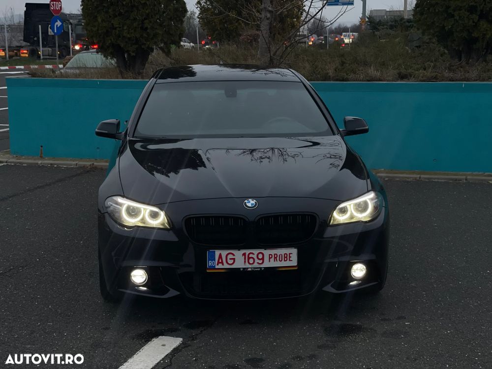 BMW Seria 5 520d Sport-Aut. - 28
