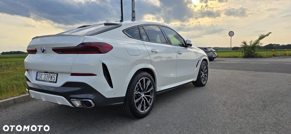 BMW X6 - 12
